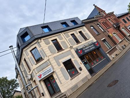 [FR] A vendre : Rez-de-chaussée commercial de 80,7 m² entièrement rénové. Henegouwen