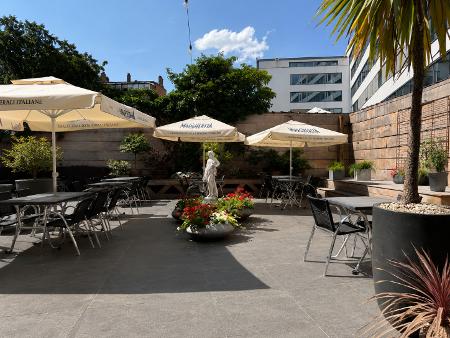 [FR] 🍕 Restaurant italien réputé à remettre – Quartier Vleurgat/Bailli (Bruxelles) Brussel