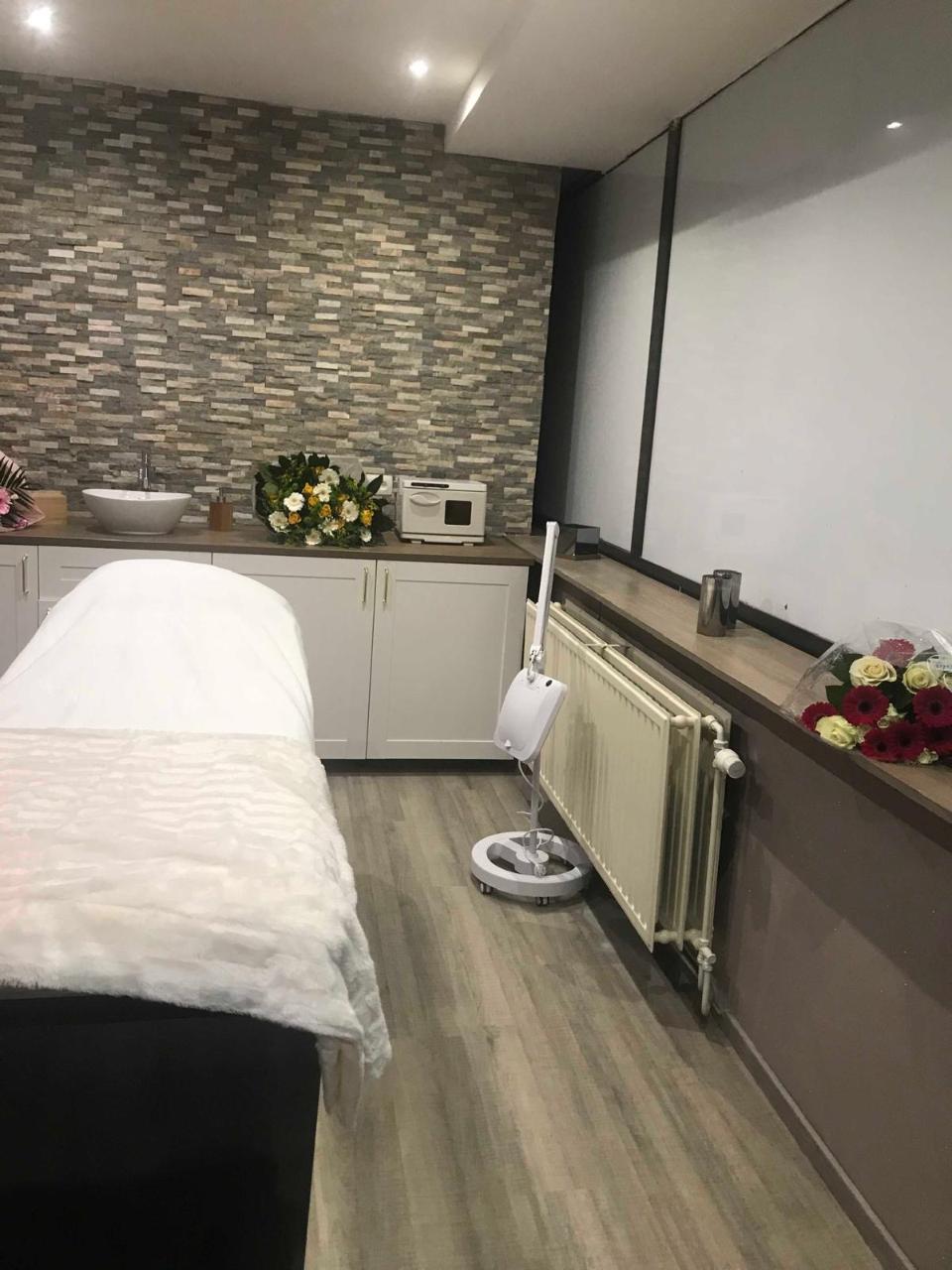 Over te nemen zaak Brussel - Overig - MZLU9