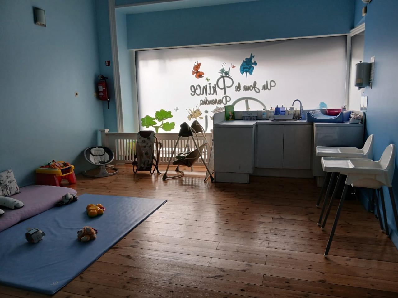 Over te nemen zaak Brussel - Diensten - SX5P6