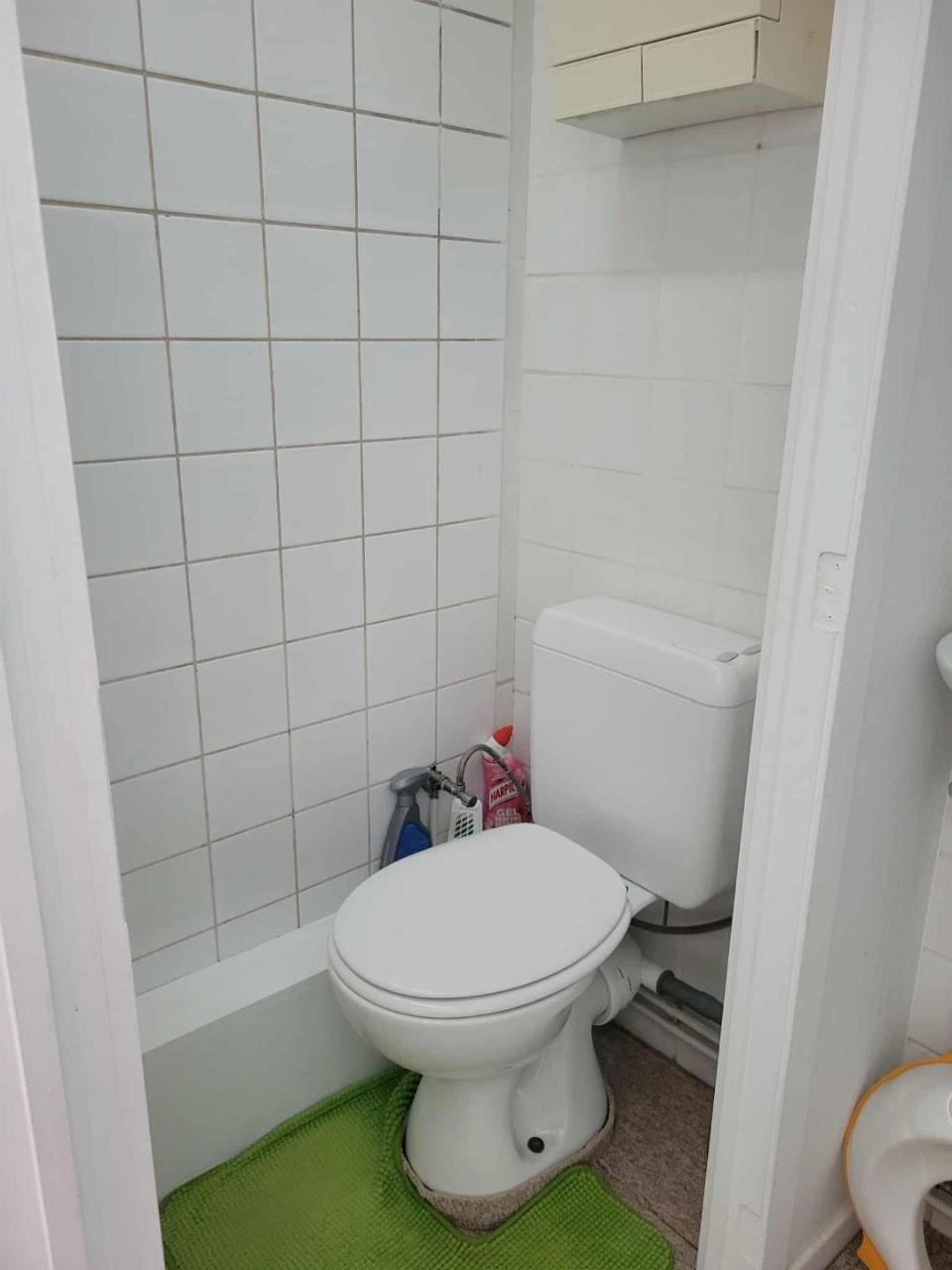 Over te nemen zaak Brussel - Diensten - YGGDX