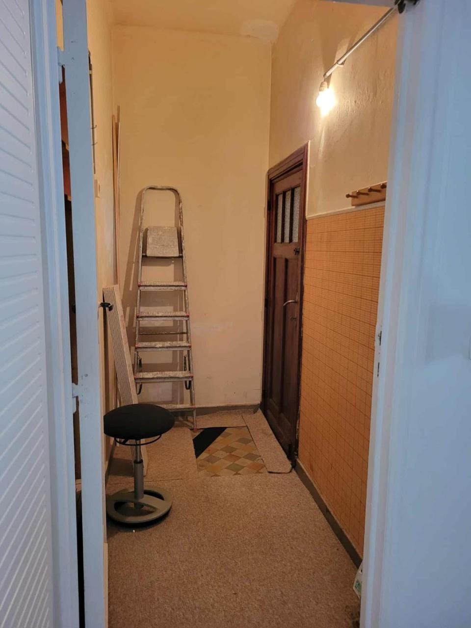 Over te nemen zaak Brussel - Diensten - YGGDX