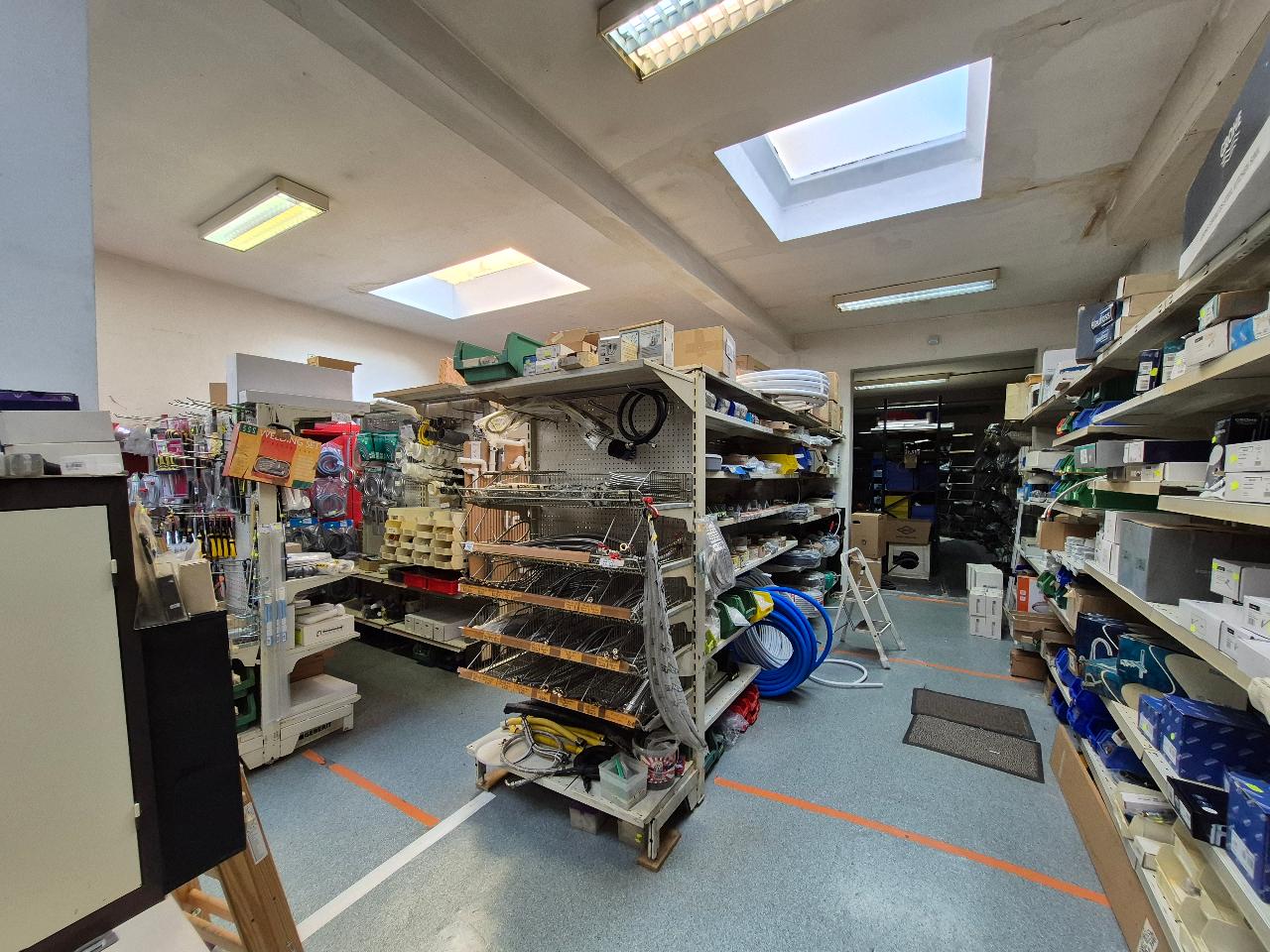 Over te nemen zaak Brussel - Verkoop & handel - 1DXLV