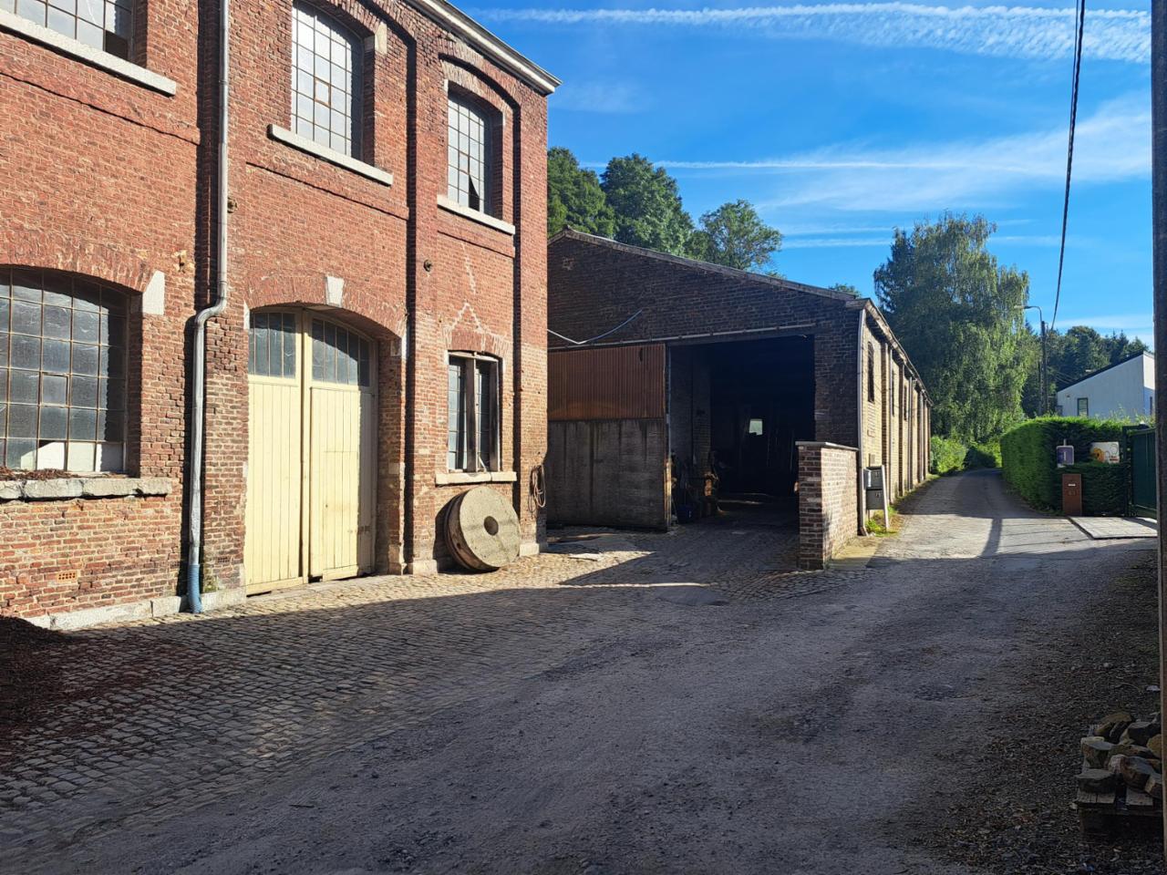 Over te nemen zaak Luik - Productie & industrie - V7Q9P