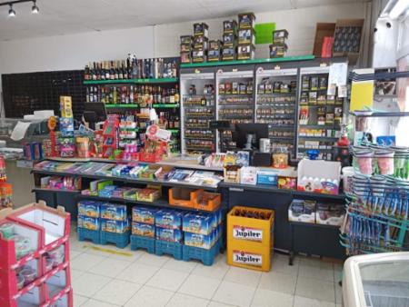 Commerce à remettre Namen - Verkoop & handel - 9KSX7